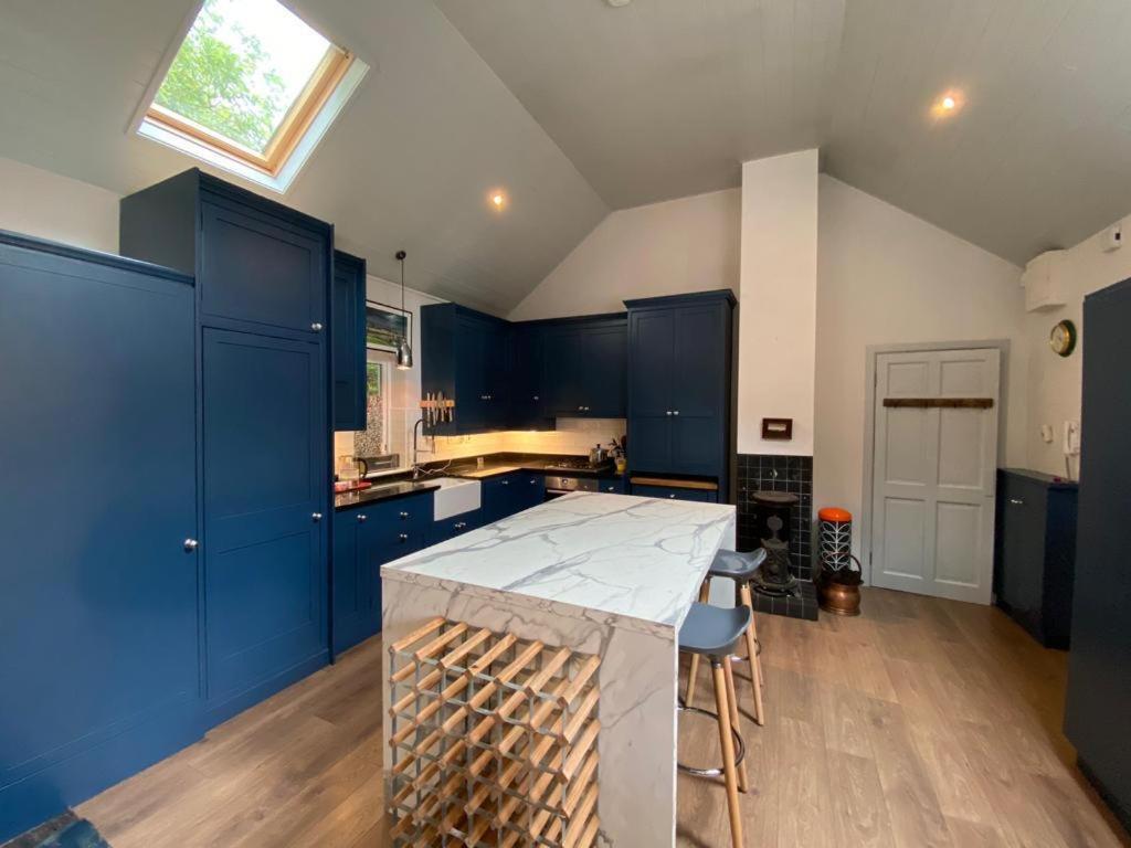 Апартаменти Gem In Connemara Flat Утерард Екстер'єр фото